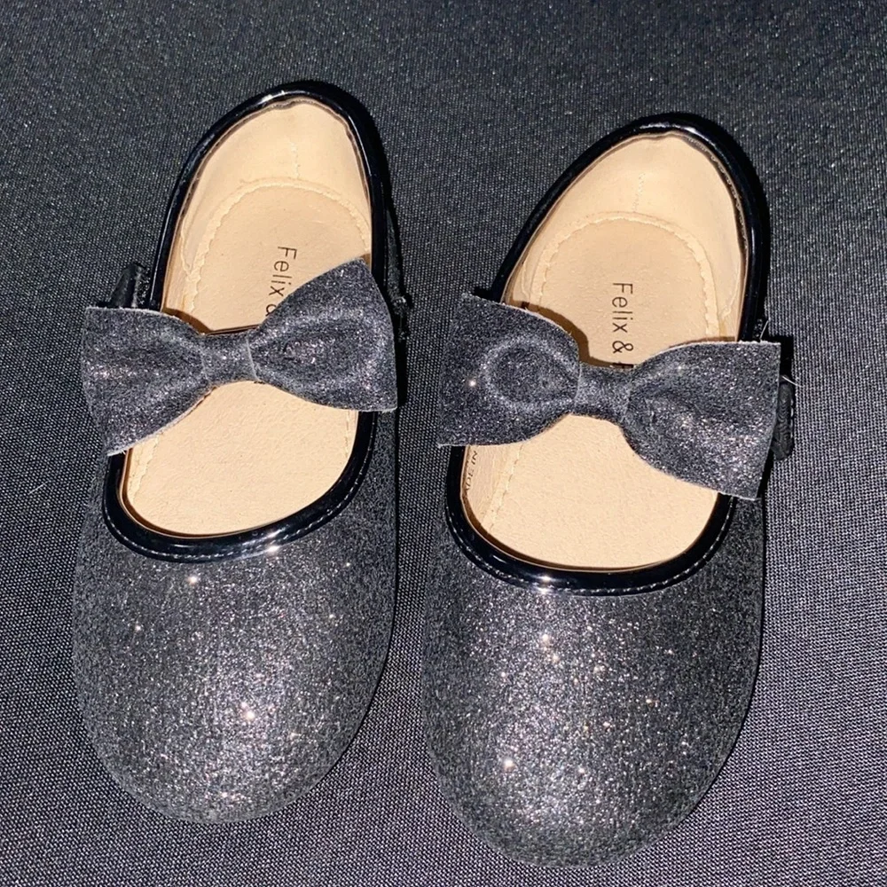 FELIX  & FLORA GIRLS  SIZE 8 BLACK GLITTERY DRESS SHOES HOOK LOOP STRAP W/‎ BOW